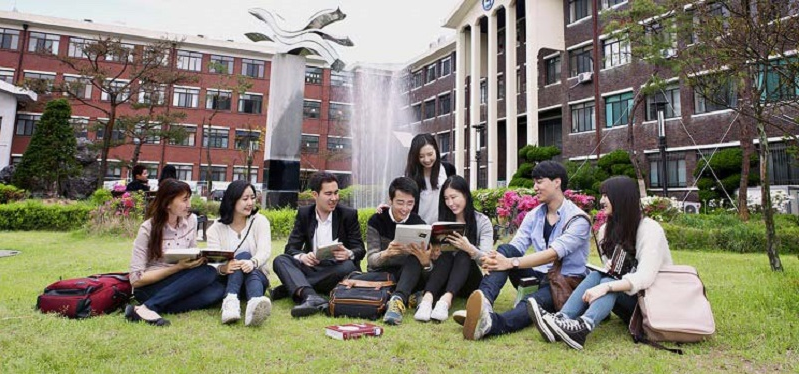 12 trường đại học Hàn Quốc cung cấp các bài giảng điện tử cho sinh viên nước ngoài 2024